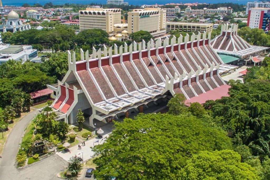 Monaco Boutique Hotel Sadong Jaya Kota Kinabalu Ngoại thất bức ảnh