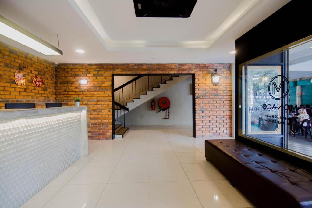 Monaco Boutique Hotel Sadong Jaya Kota Kinabalu Ngoại thất bức ảnh