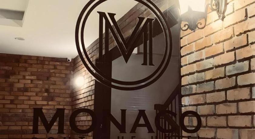 Monaco Boutique Hotel Sadong Jaya Kota Kinabalu Ngoại thất bức ảnh