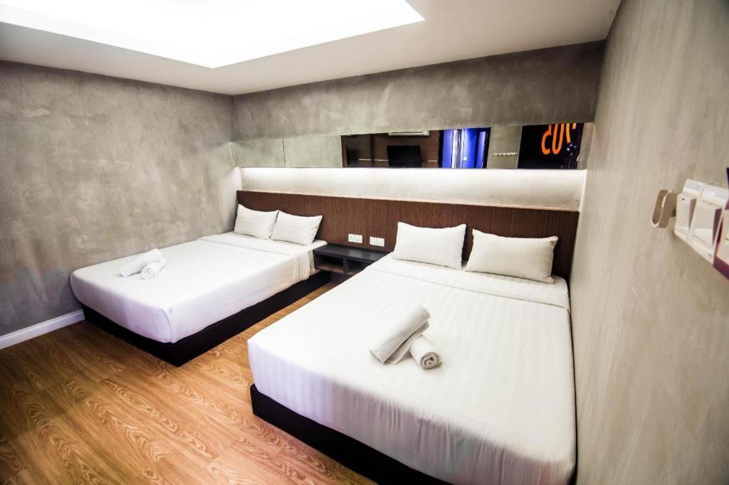 Monaco Boutique Hotel Sadong Jaya Kota Kinabalu Ngoại thất bức ảnh