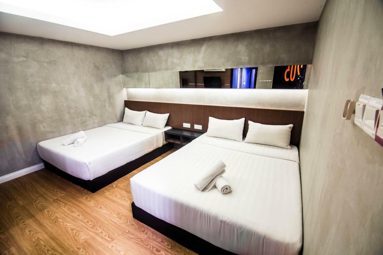 Monaco Boutique Hotel Sadong Jaya Kota Kinabalu Ngoại thất bức ảnh